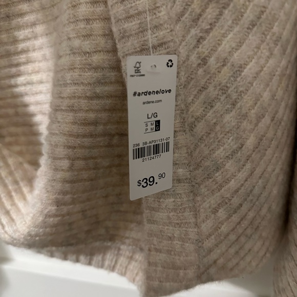 Ardene cropped cardigan - Picture 2 of 3